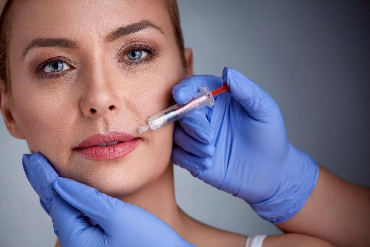 Facial fat injection